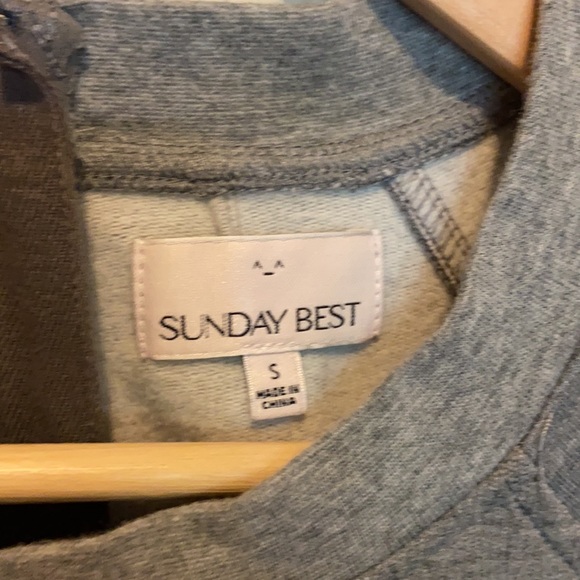 ARITZIA SUNDAY BEST TEE SHIRT SWEAT SHIRT DRESS WITH EXPOSED ZIPPER - Picture 2 of 6